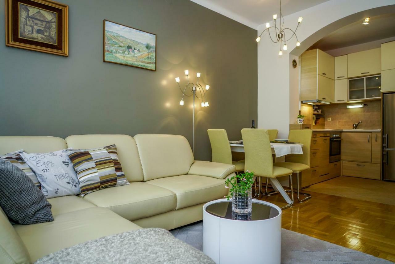 Yellow Bike Apartment Загреб Екстериор снимка